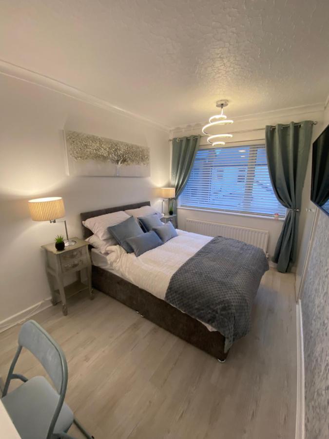 New…The Hottub House Blackpool Pleasure Beach Экстерьер фото